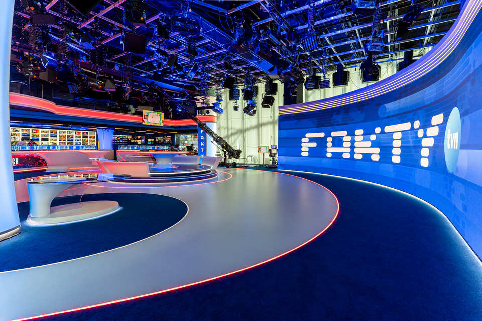TV STUDIO TVN24/FAKTY - Warschau / Polen 2025 (5)