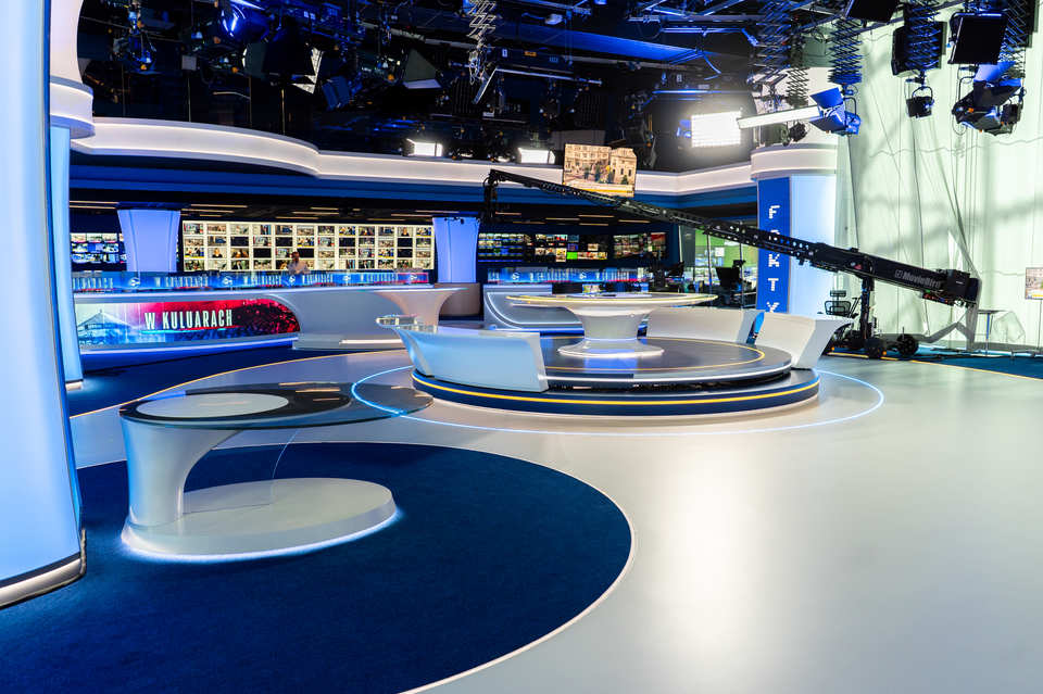 TV STUDIO TVN24/FAKTY - Warschau / Polen 2025 (9)
