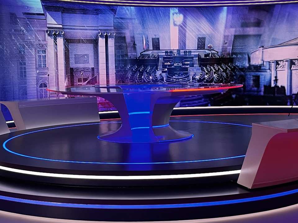TV STUDIO TVN24/FAKTY - Warschau / Polen 2025 (27)